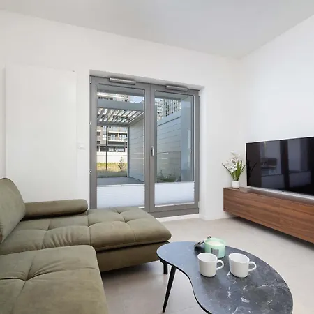 Bright In With Parking & Gym By Renters 公寓 *