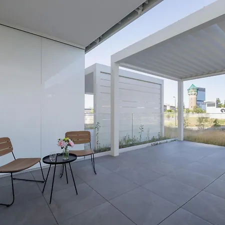 Bright In With Parking & Gym By Renters Katowice