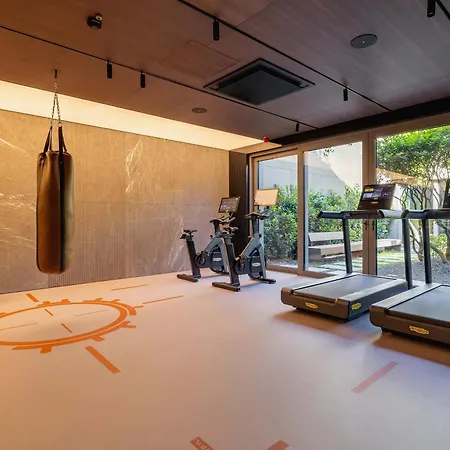 Bright In With Parking & Gym By Renters Katowice