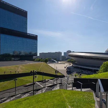 Bright In With Parking & Gym By Renters 公寓