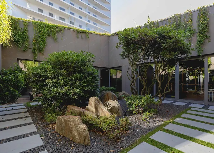 Bright In With Parking & Gym By Renters Katowice