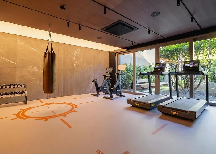 Bright In With Parking & Gym By Renters Katowice